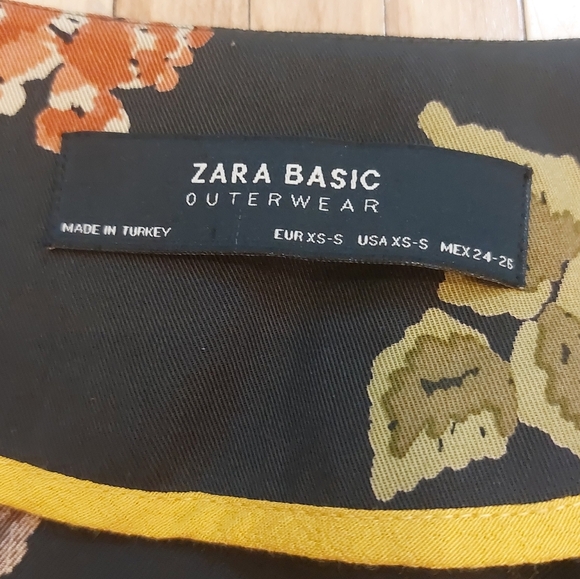 Zara floral open front cardigan ruffle hem size S - Picture 4 of 6